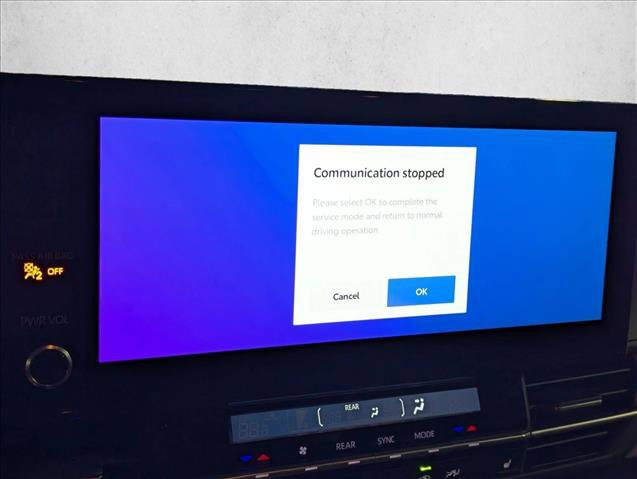 New 2026 Toyota Sienna XLE image 11