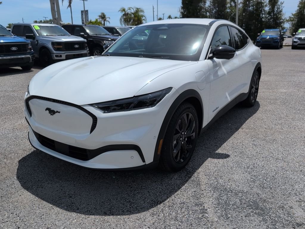 Used 2024 Ford Mustang Mach-E Select image 6