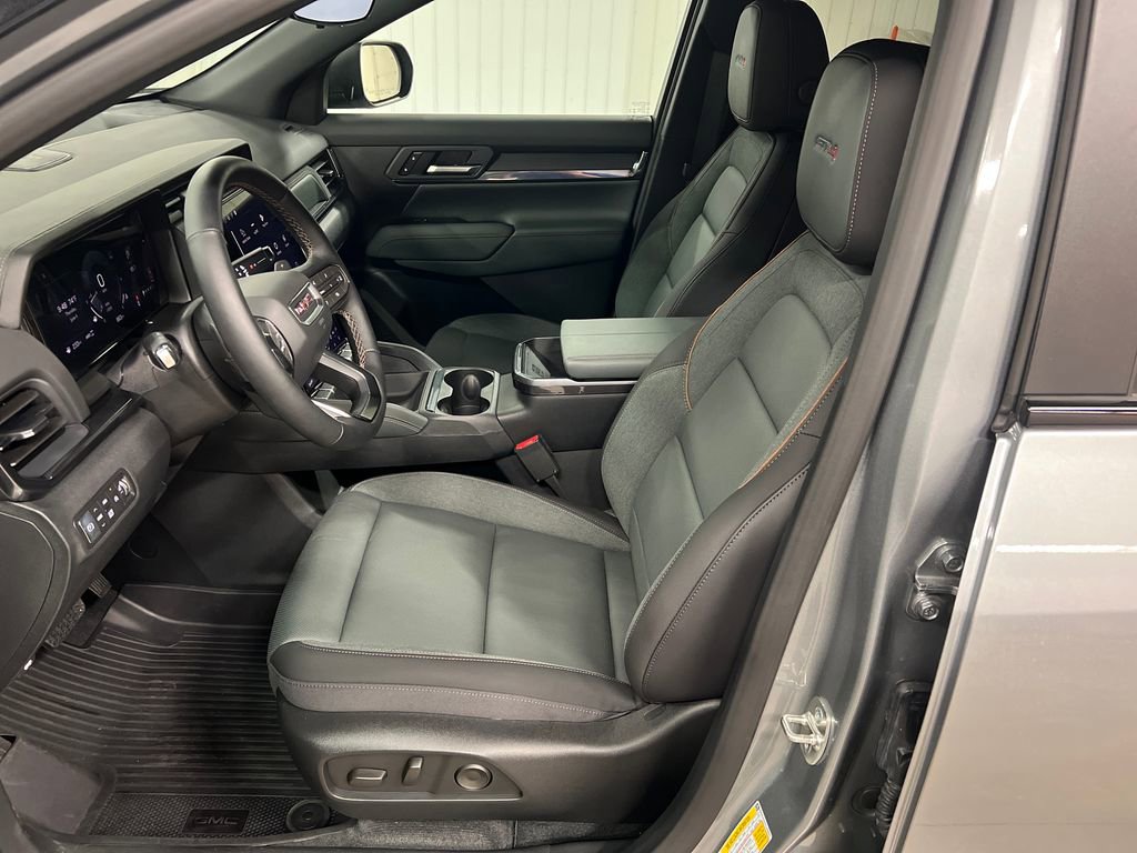 Certified 2026 GMC Terrain AT4 w/ Convenience Package III AWD/4WD image 13