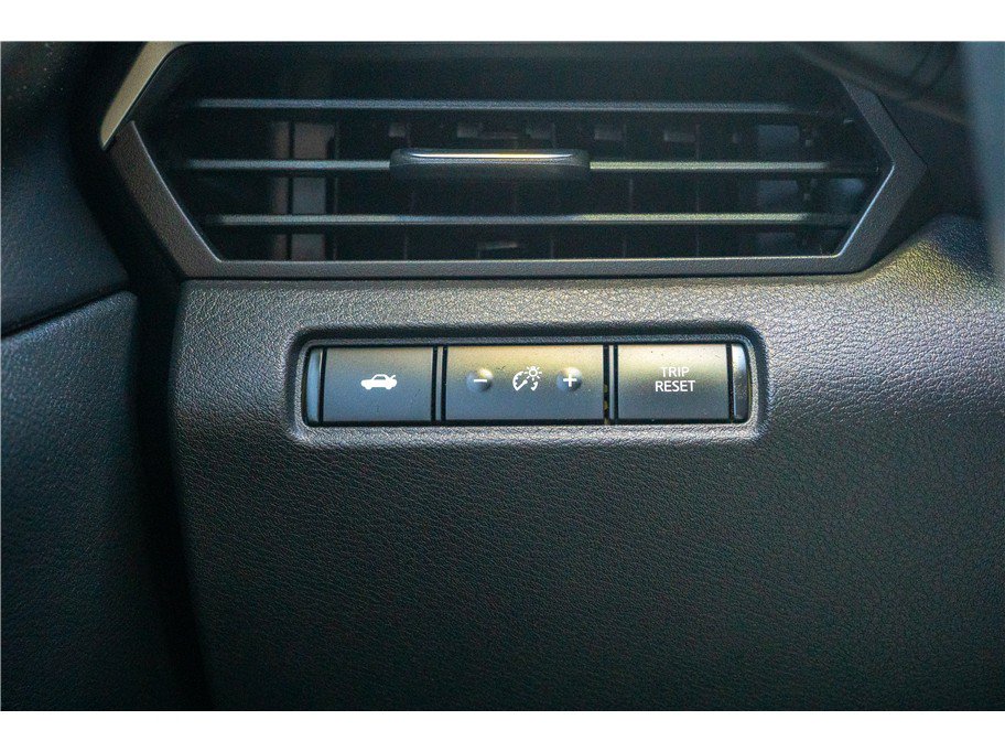 Used 2023 Nissan Altima 2.5 SR AWD/4WD image 17