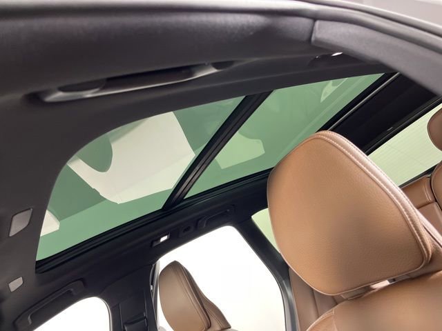 Used 2023 Volvo XC60 B5 Plus w/ Protection Package Premier FWD image 32