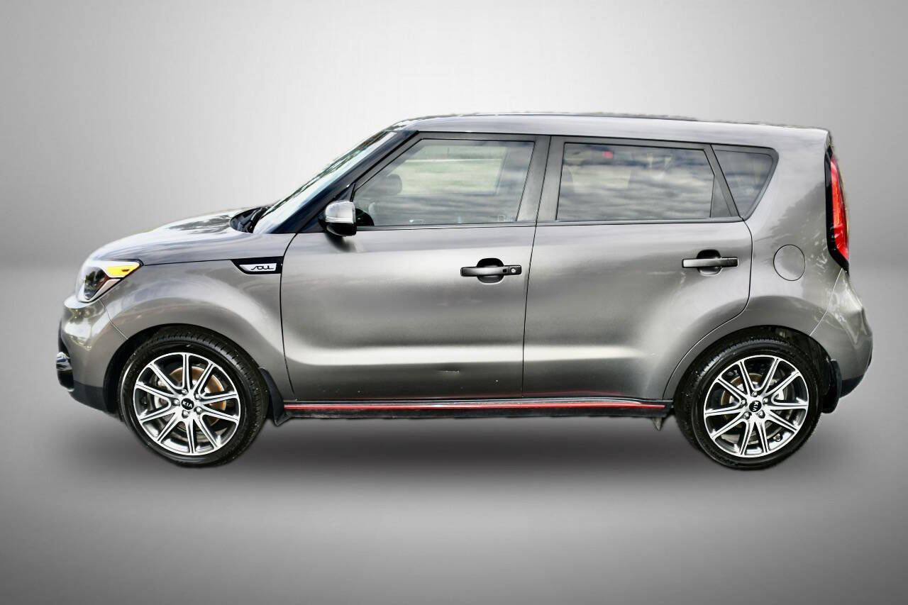 Used 2018 Kia Soul ! FWD image 4