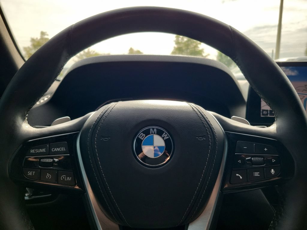 Used 2021 BMW 530i w/ Convenience Package RWD image 21