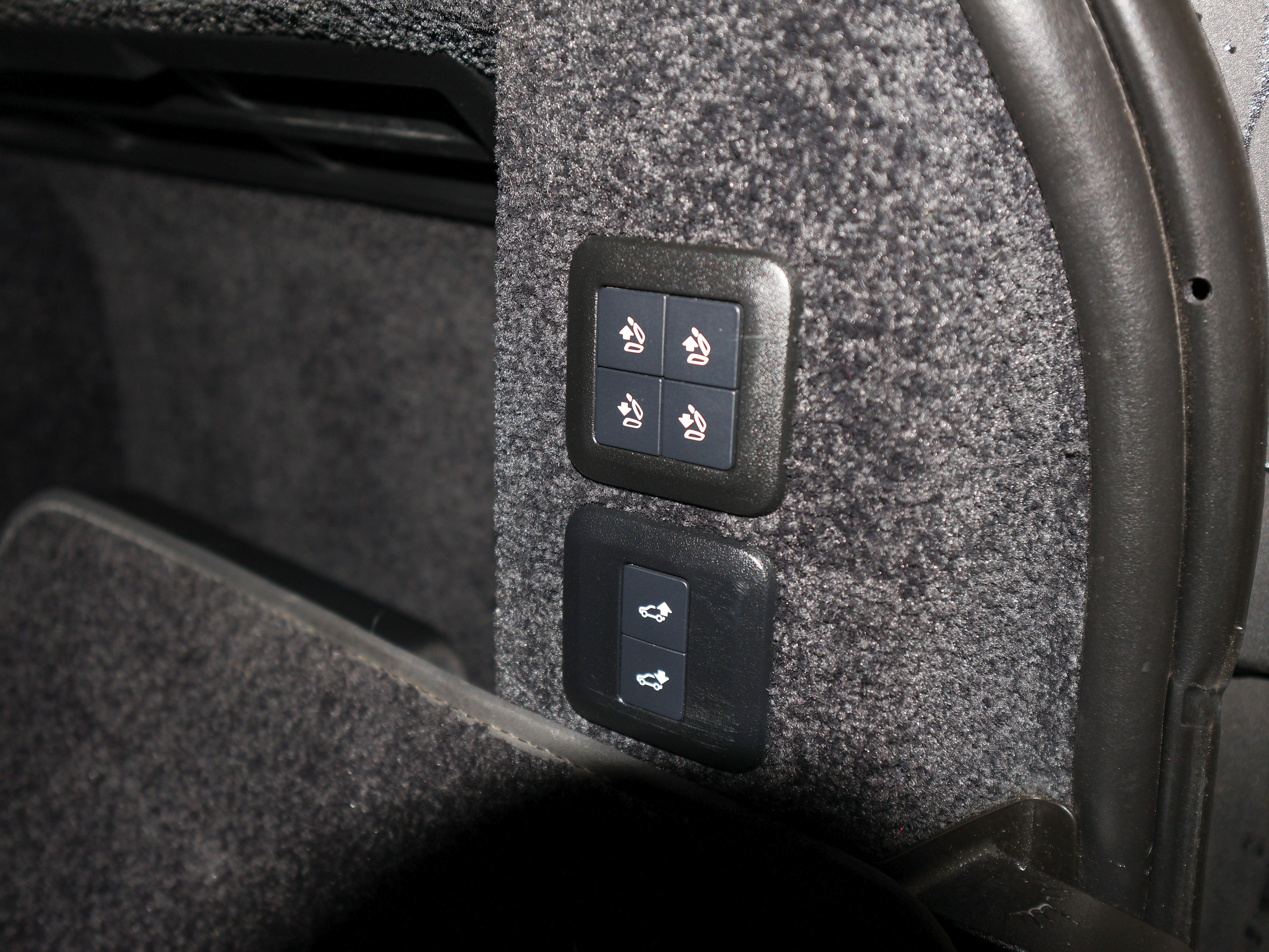 Used 2022 Land Rover Range Rover Westminster Edition image 13