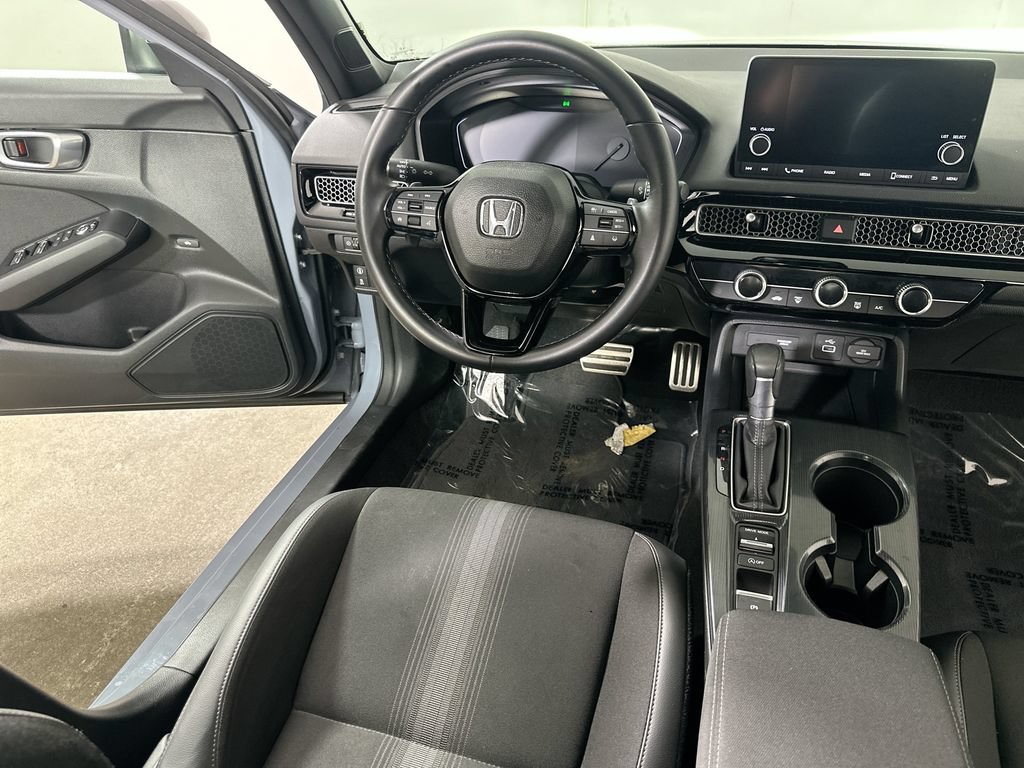 Used 2023 Honda Civic Sport image 17