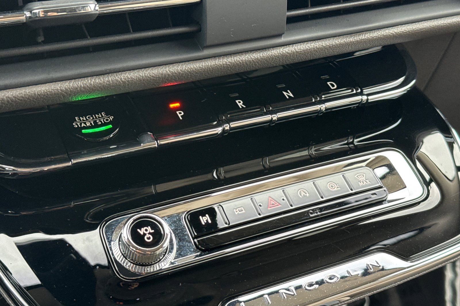 Certified 2023 Lincoln Corsair Reserve w/ Equipment Group 201A image 21