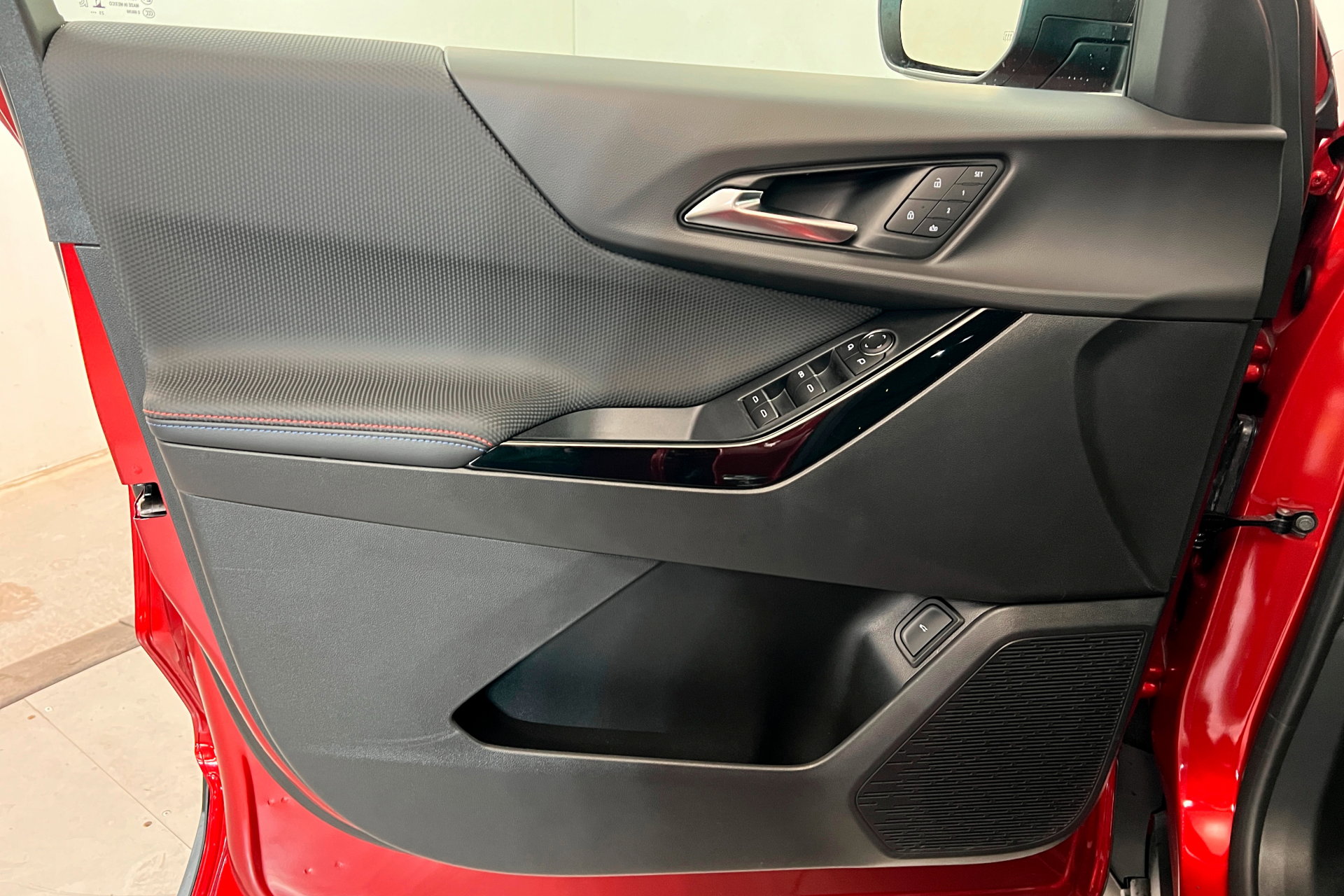 New 2026 Chevrolet Equinox RS w/ Convenience Package III image 15