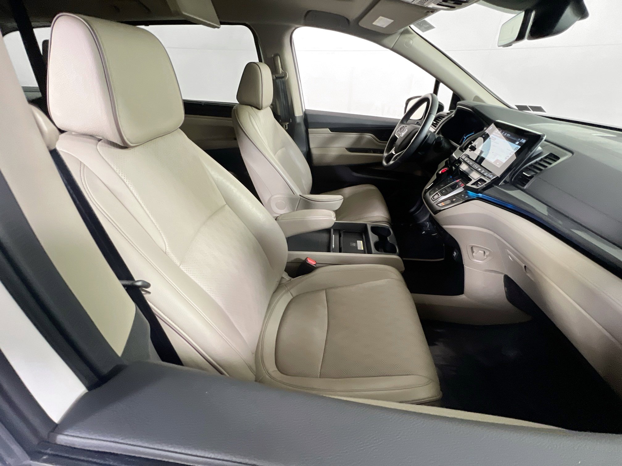 Used 2023 Honda Odyssey Elite image 30