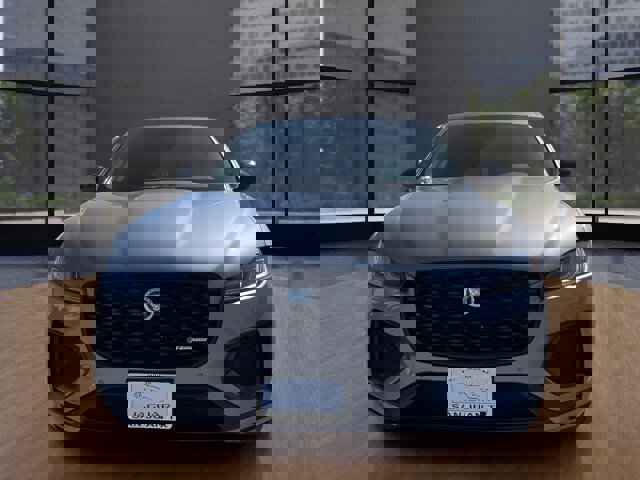 Used 2025 Jaguar F-PACE R-Dynamic S image 3