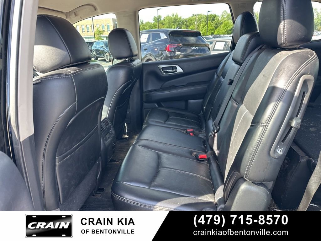 Used 2017 Nissan Pathfinder SL AWD/4WD image 34