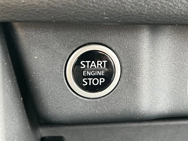 Used 2023 Nissan Rogue SV AWD/4WD image 26
