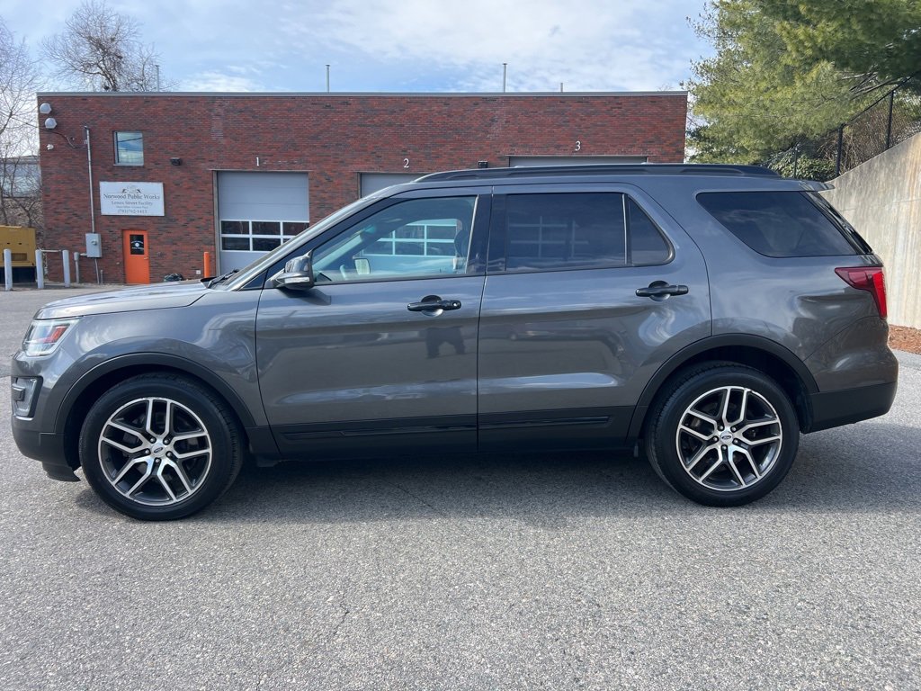 Used 2016 Ford Explorer Sport w/ Equipment Group 401A image 2