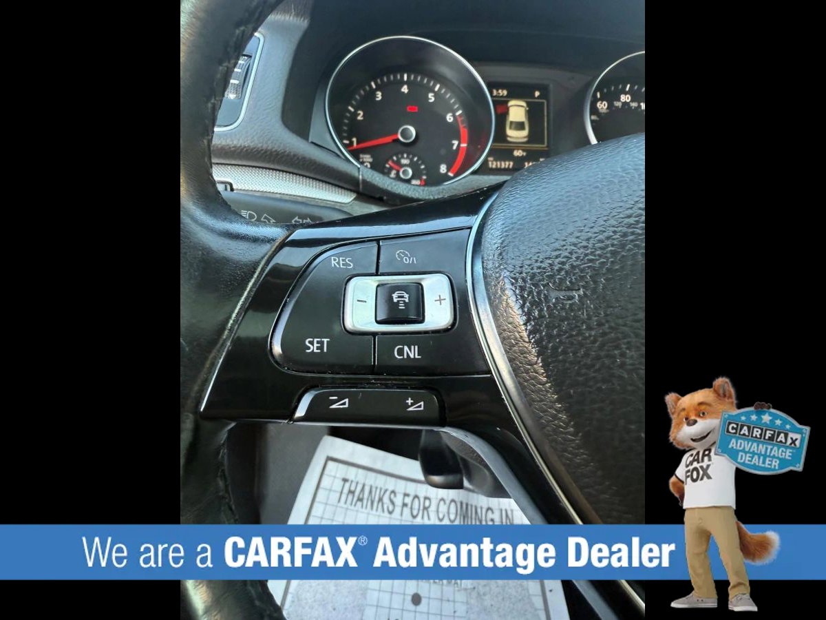 Used 2017 Volkswagen Passat 1.8T SEL Premium image 31