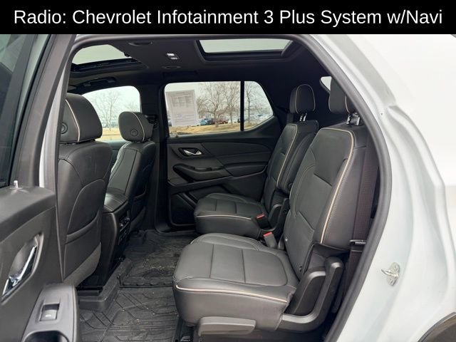 Used 2022 Chevrolet Traverse Premier w/ Redline Edition image 9