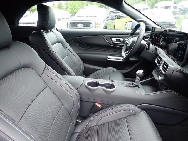 Certified 2025 Ford Mustang Premium RWD image 9
