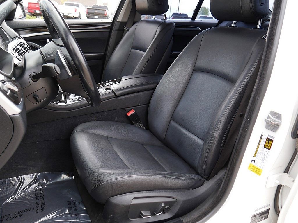 Used 2016 BMW 535i Sedan RWD image 14