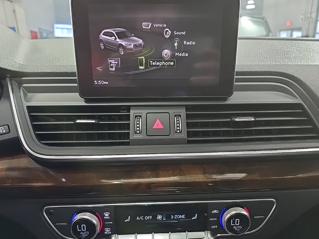 Used 2018 Audi Q5 2.0T Premium w/ Convenience Package AWD/4WD image 20