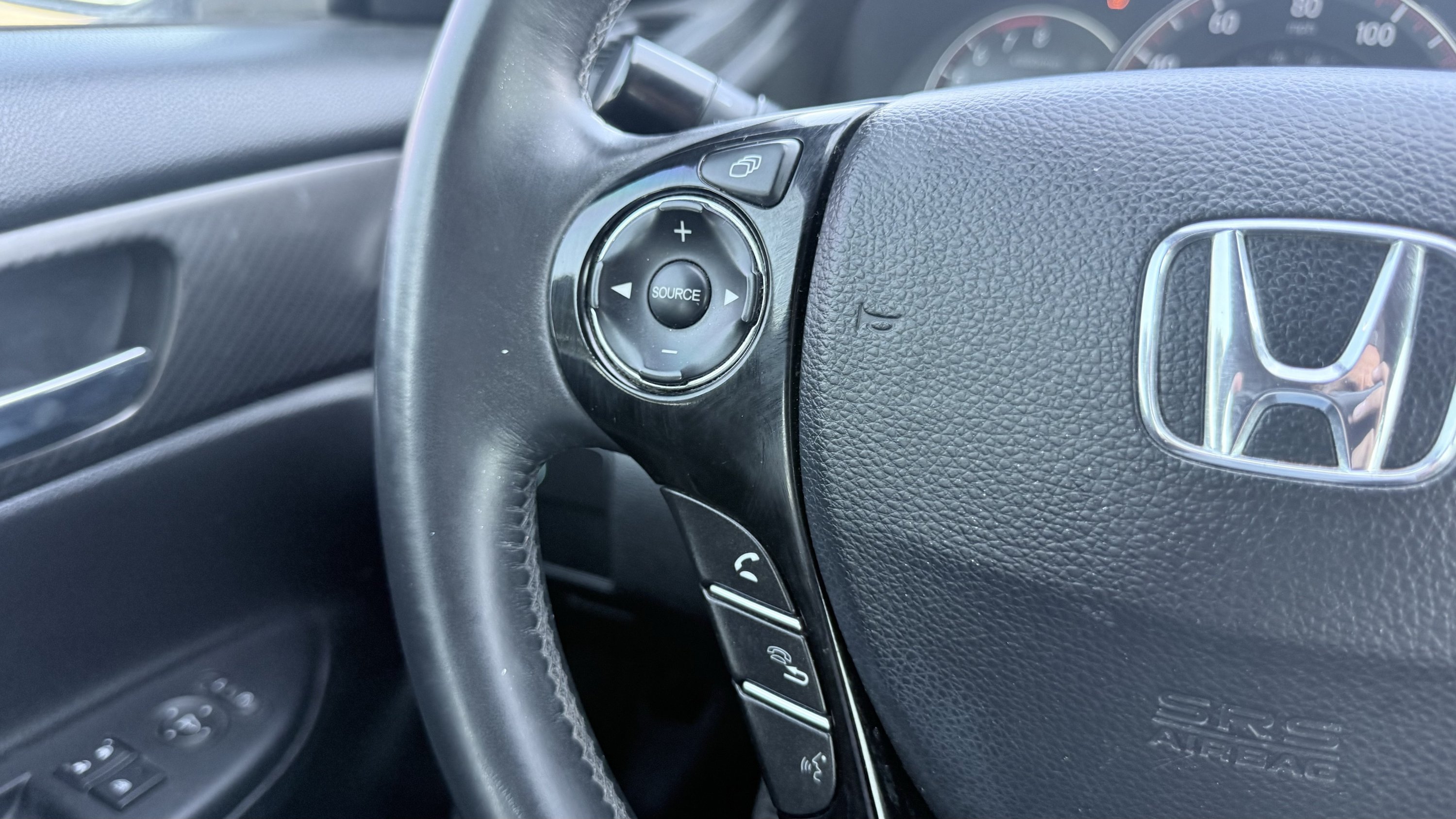 Used 2017 Honda Accord Sport image 46