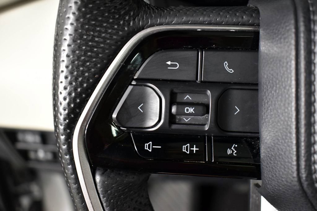 Used 2024 Toyota Sequoia Capstone AWD/4WD image 41