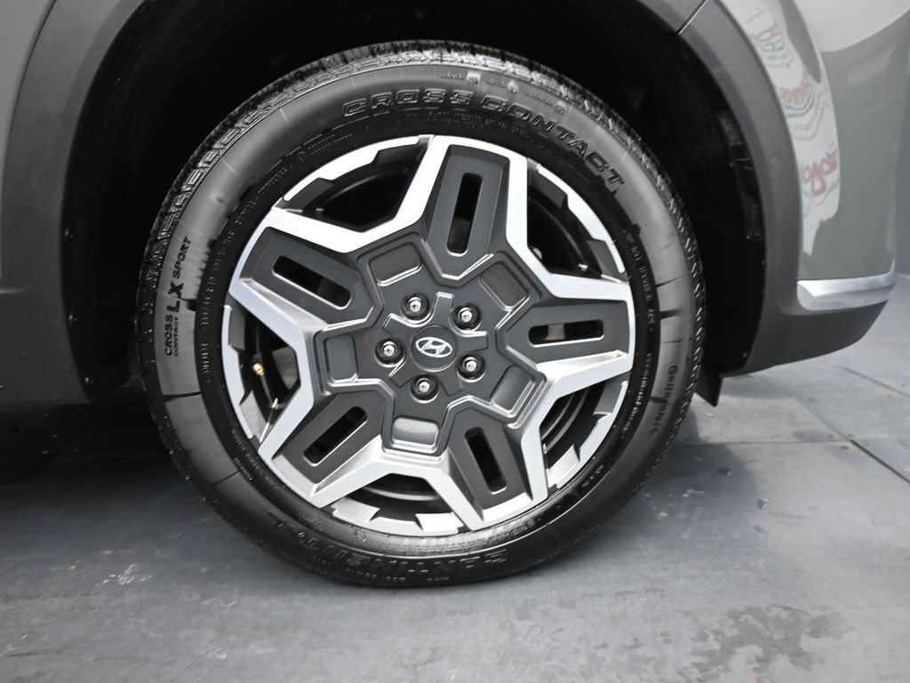 Used 2023 Hyundai Santa Fe Limited image 11