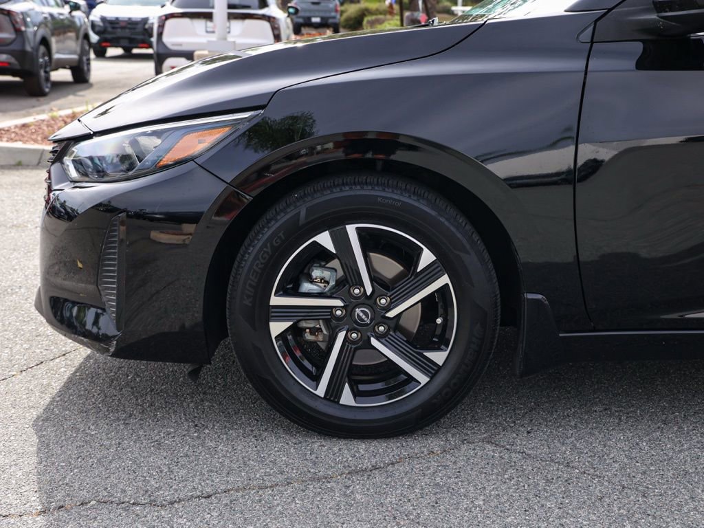 Used 2025 Nissan Sentra SV image 11