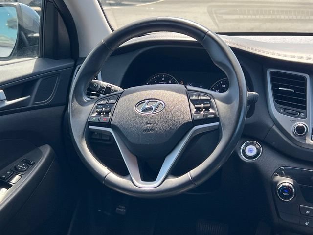 Used 2018 Hyundai Tucson SEL Plus w/ Cargo Package AWD/4WD image 12