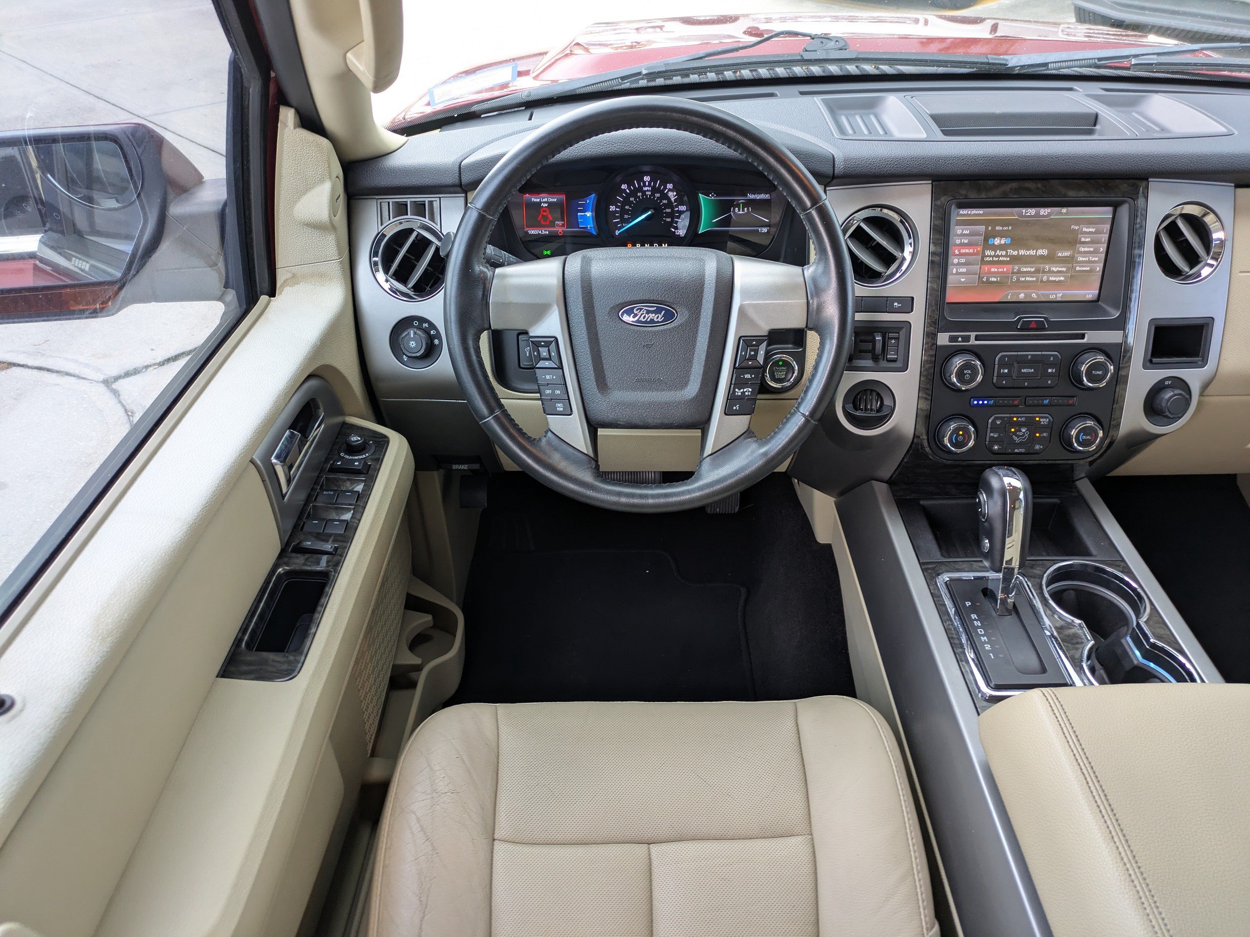 Used 2015 Ford Expedition Limited w/ Equipment Group 301A RWD image 18
