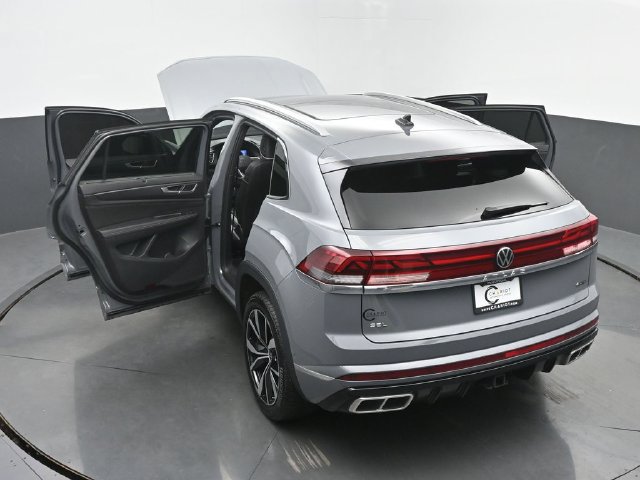 Used 2024 Volkswagen Atlas Cross Sport SEL Premium R-Line AWD/4WD image 62