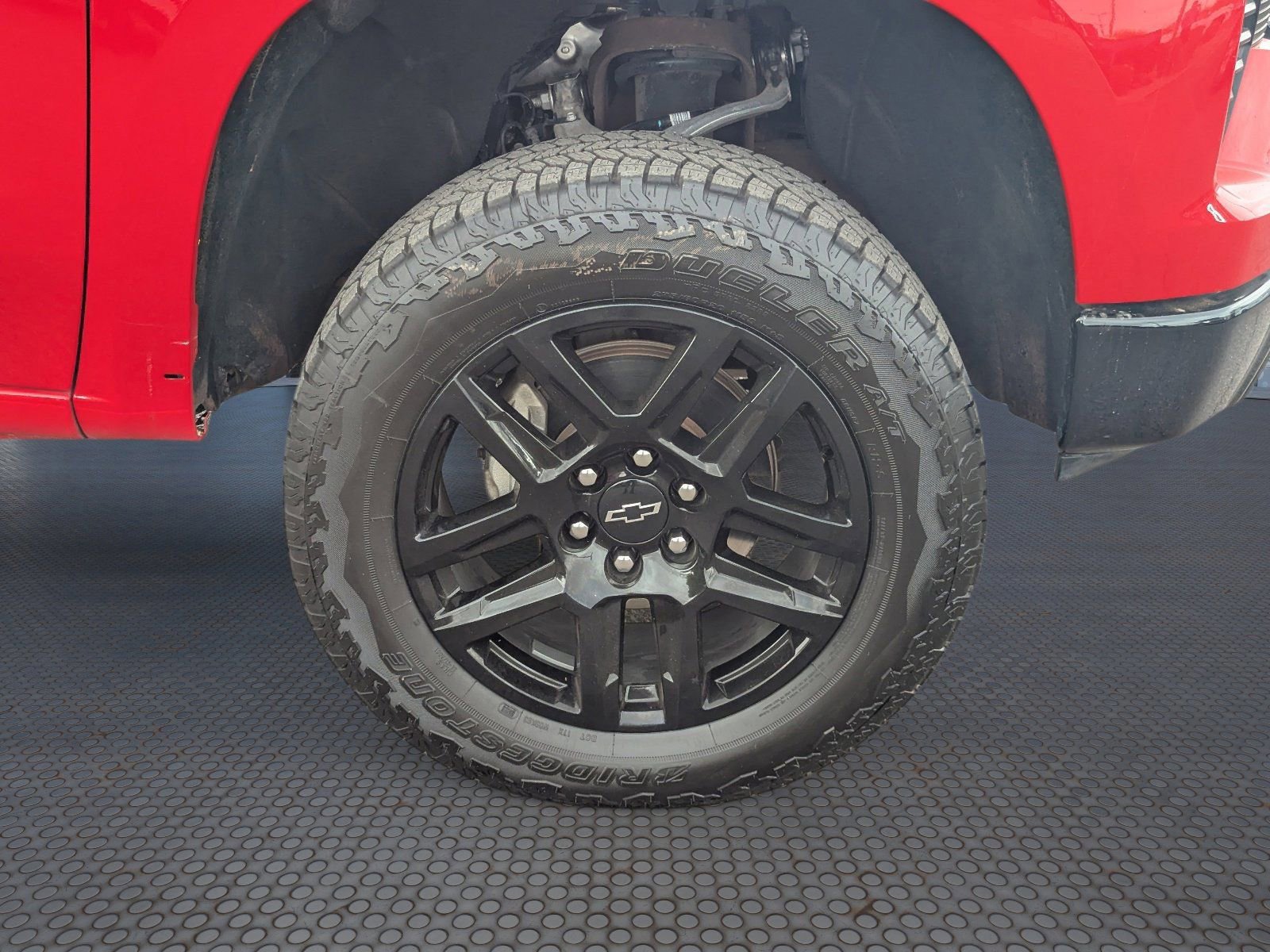 Used 2024 Chevrolet Silverado 1500 LT Trail Boss w/ Convenience Package II image 10