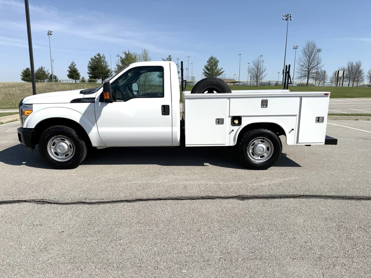 Used 2012 Ford F250 XL w/ PWR Equipment Group RWD image 5