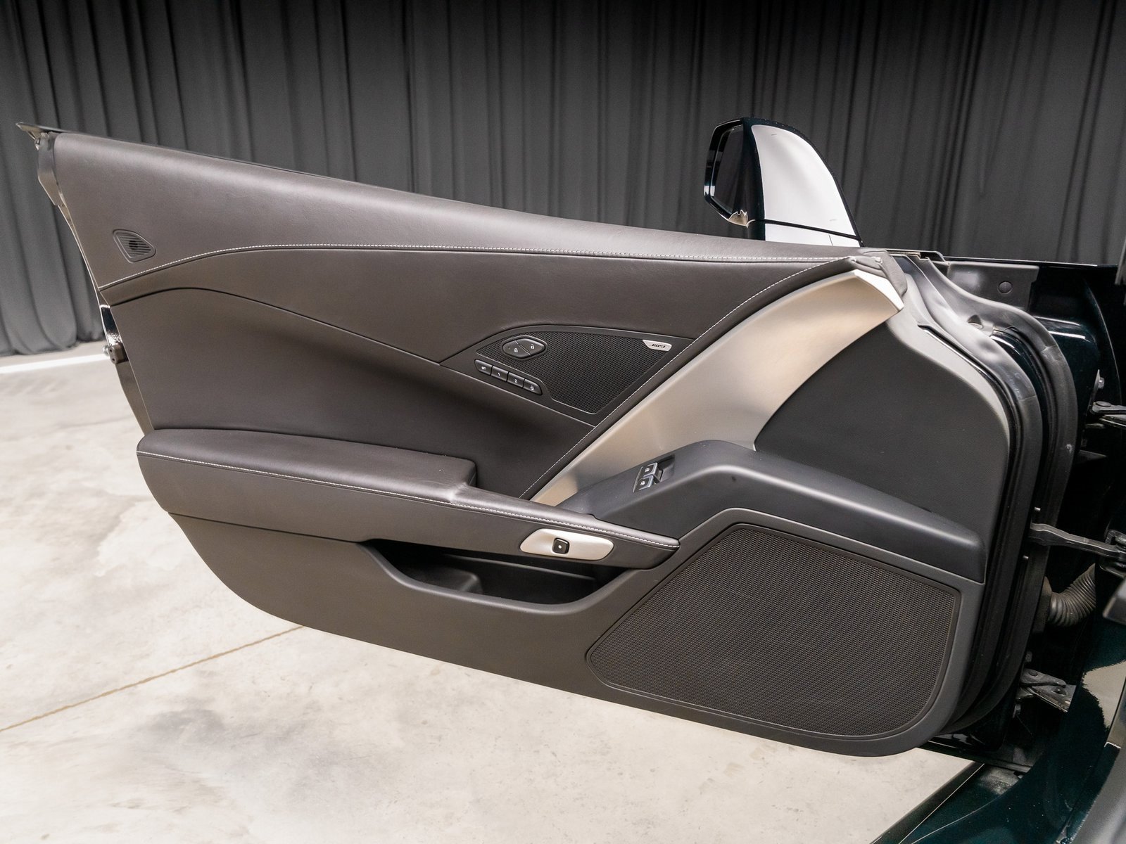 Used 2016 Chevrolet Corvette Z06 w/ 3LZ Preferred Equipment Group image 54