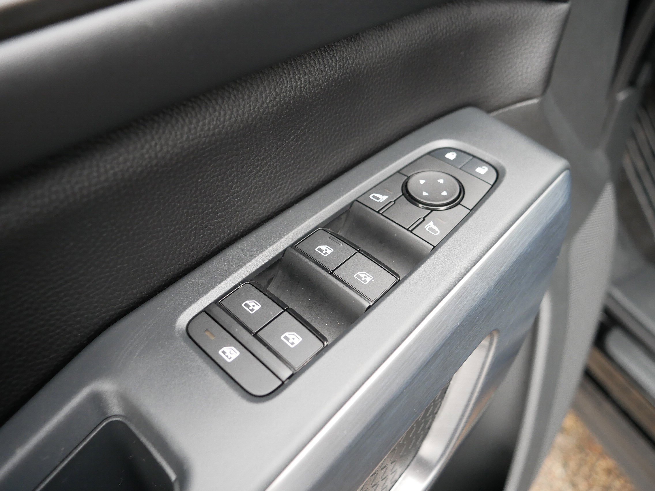 Certified 2025 Nissan Pathfinder Rock Creek image 19