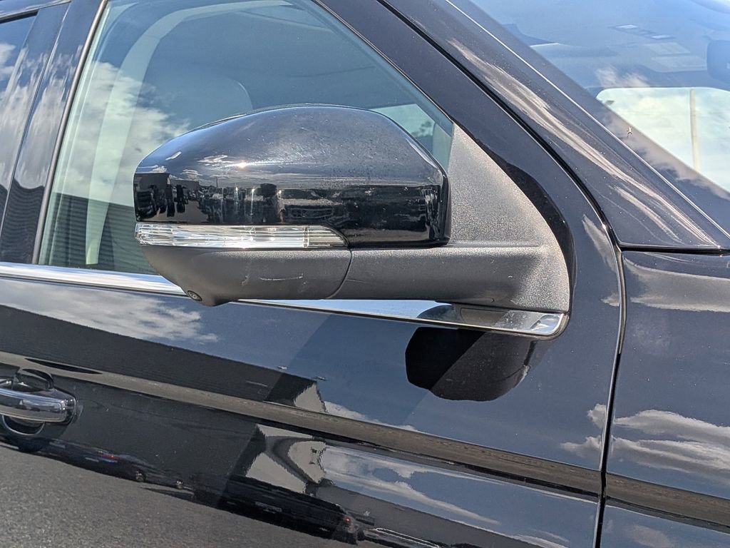 Used 2025 Ford Expedition Active image 10