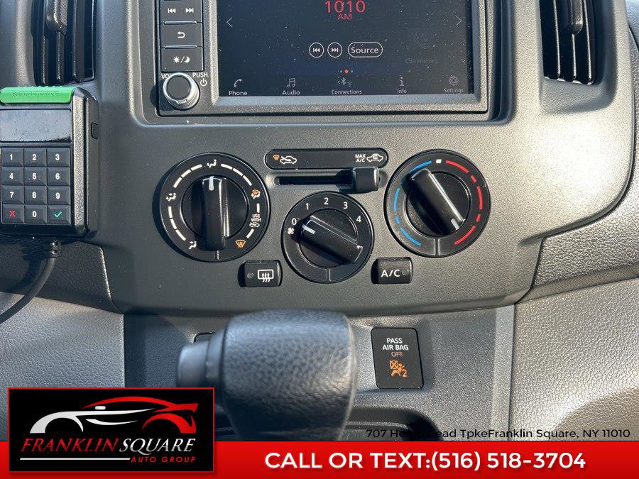 Used 2021 Nissan NV200 SV w/ Sliding Door Glass Package image 49