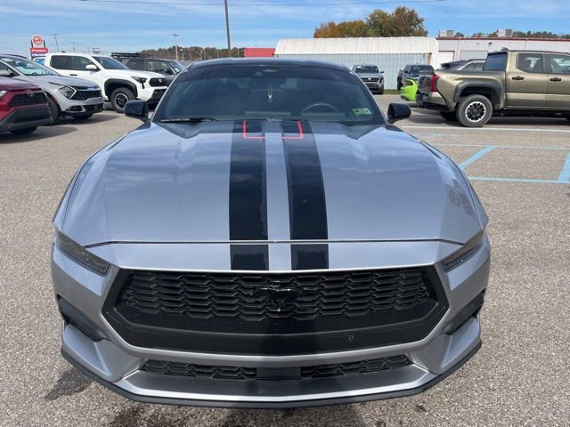 Used 2024 Ford Mustang Coupe image 2