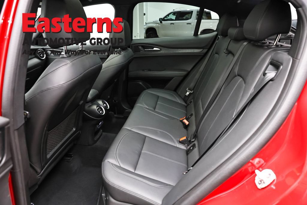 Used 2024 Alfa Romeo Stelvio Sprint AWD/4WD image 22