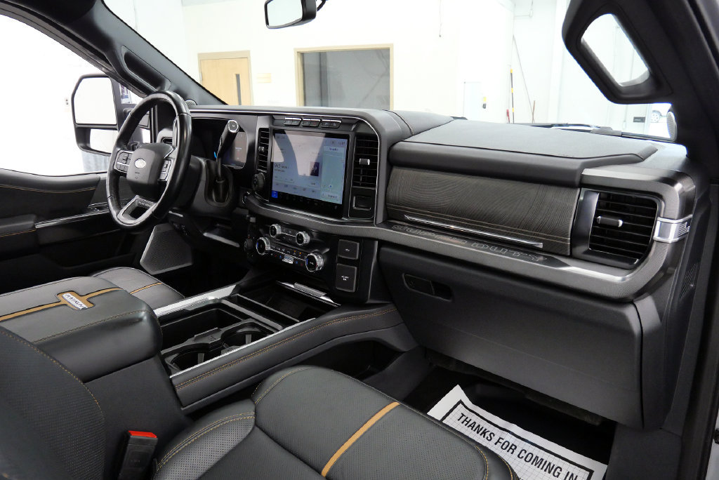 Used 2023 Ford F250 Platinum w/ Tremor Off-Road Package AWD/4WD image 18