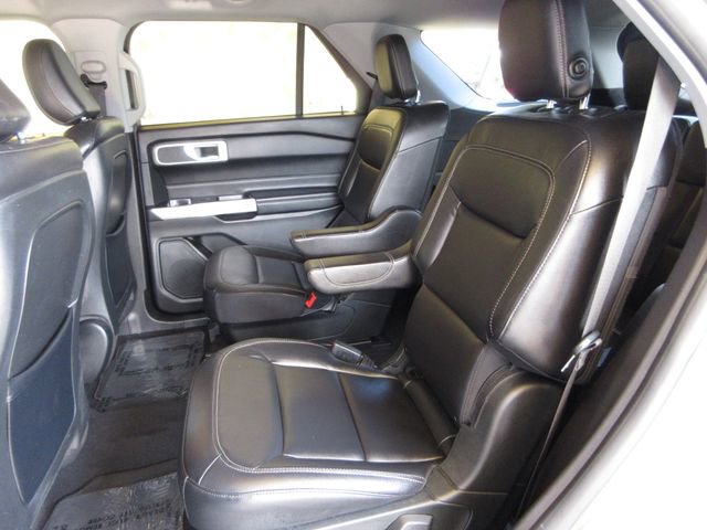 Used 2020 Ford Explorer XLT w/ Equipment Group 202A RWD image 25