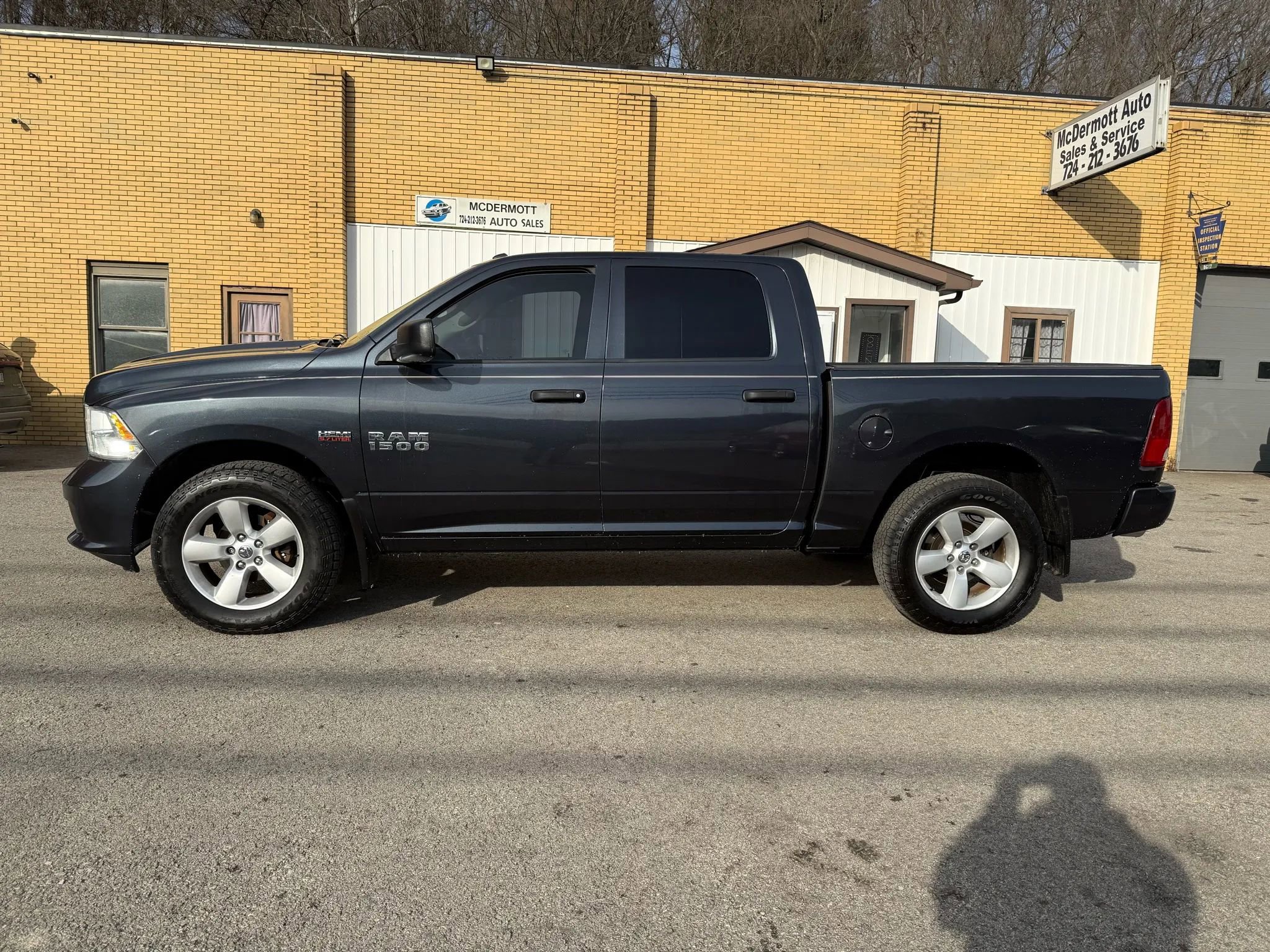 Used 2016 RAM 1500 Express w/ Popular Equipment Group image 2