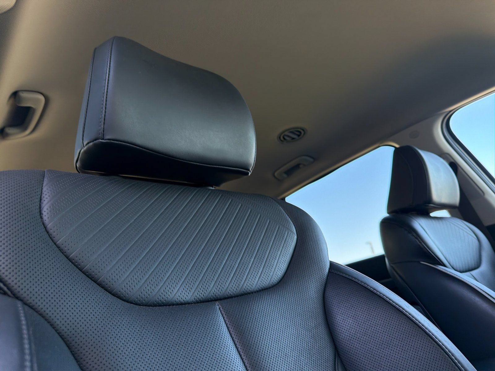 Used 2024 Hyundai Palisade SEL FWD image 17