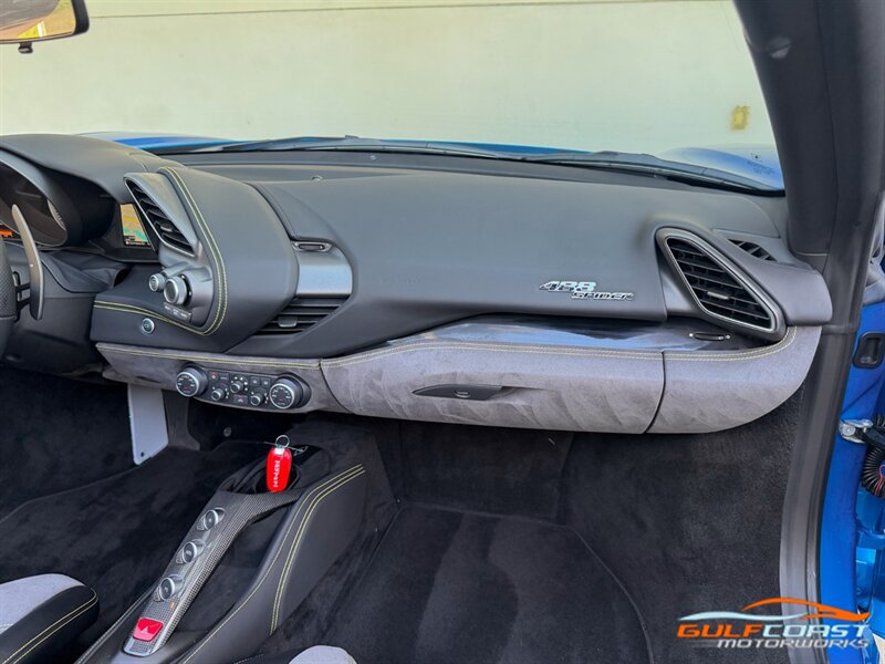 Used 2019 Ferrari 488 Spider RWD image 33
