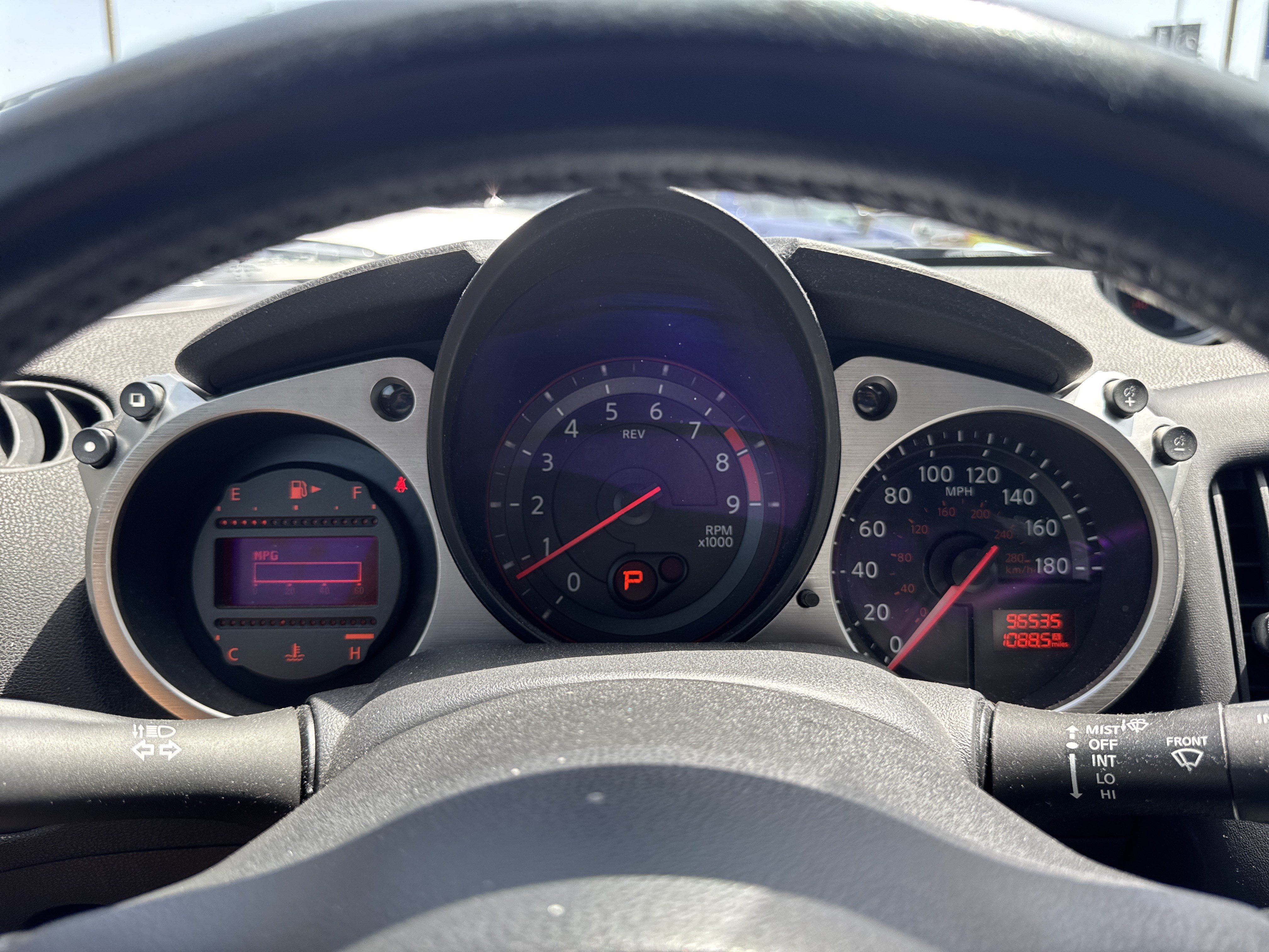 Used 2017 Nissan 370Z Coupe RWD image 12