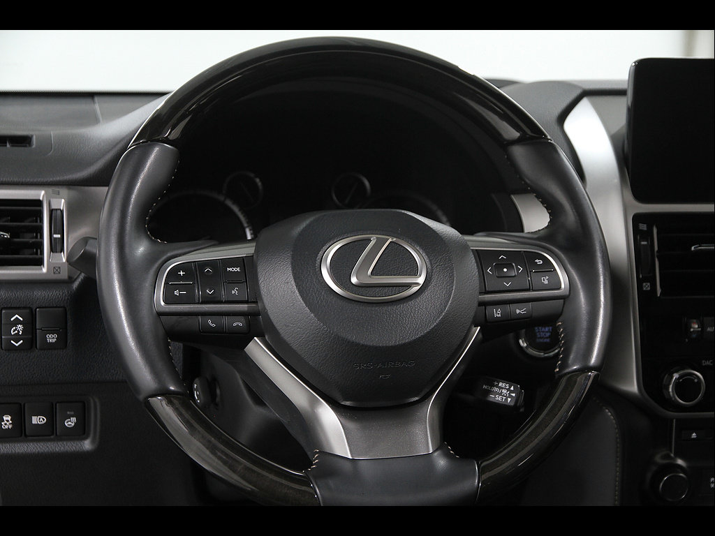 Used 2022 Lexus GX 460 Premium w/ Premium Package AWD/4WD image 7
