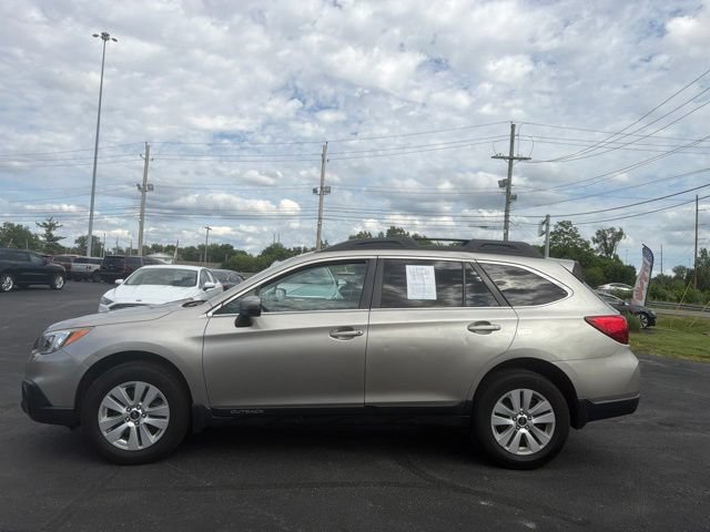 Used 2016 Subaru Outback 2.5i Premium AWD/4WD image 5