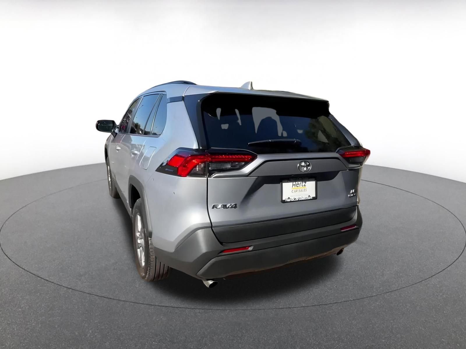 Used 2025 Toyota RAV4 LE image 11