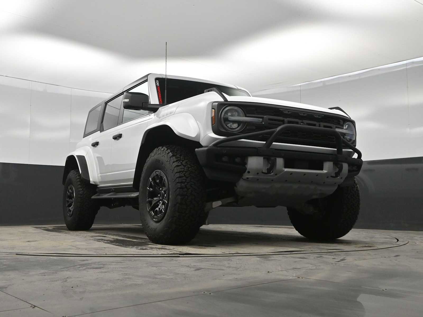 Used 2024 Ford Bronco Raptor w/ Interior Carbon Fiber Pack 6 image 32