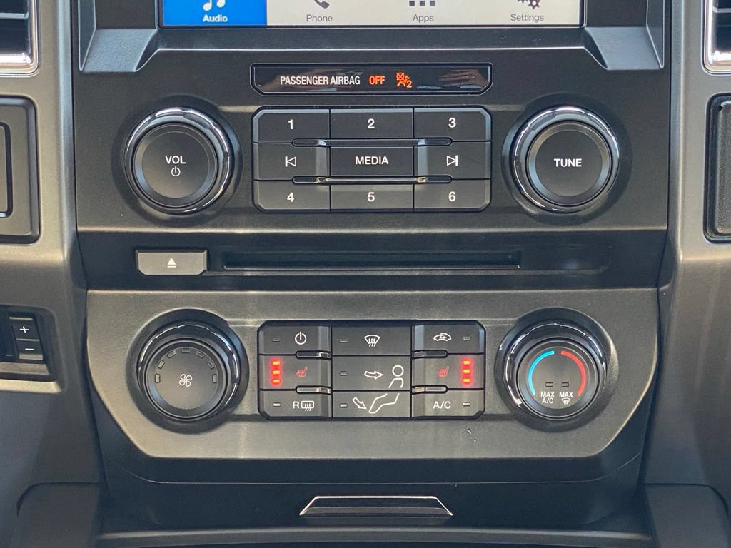 Used 2017 Ford F250 XLT w/ XLT Premium Package AWD/4WD image 23