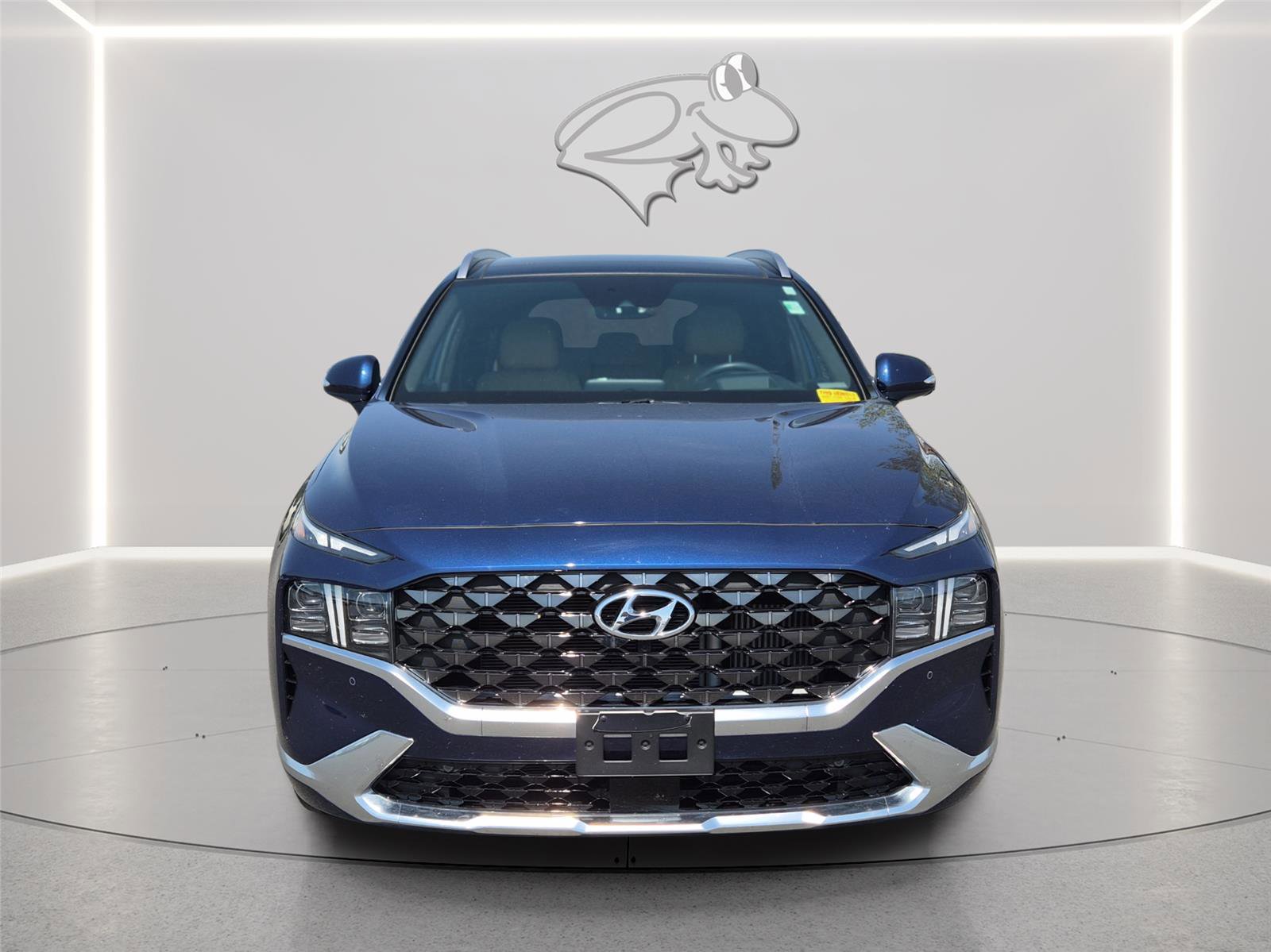 Used 2023 Hyundai Santa Fe Calligraphy FWD image 2