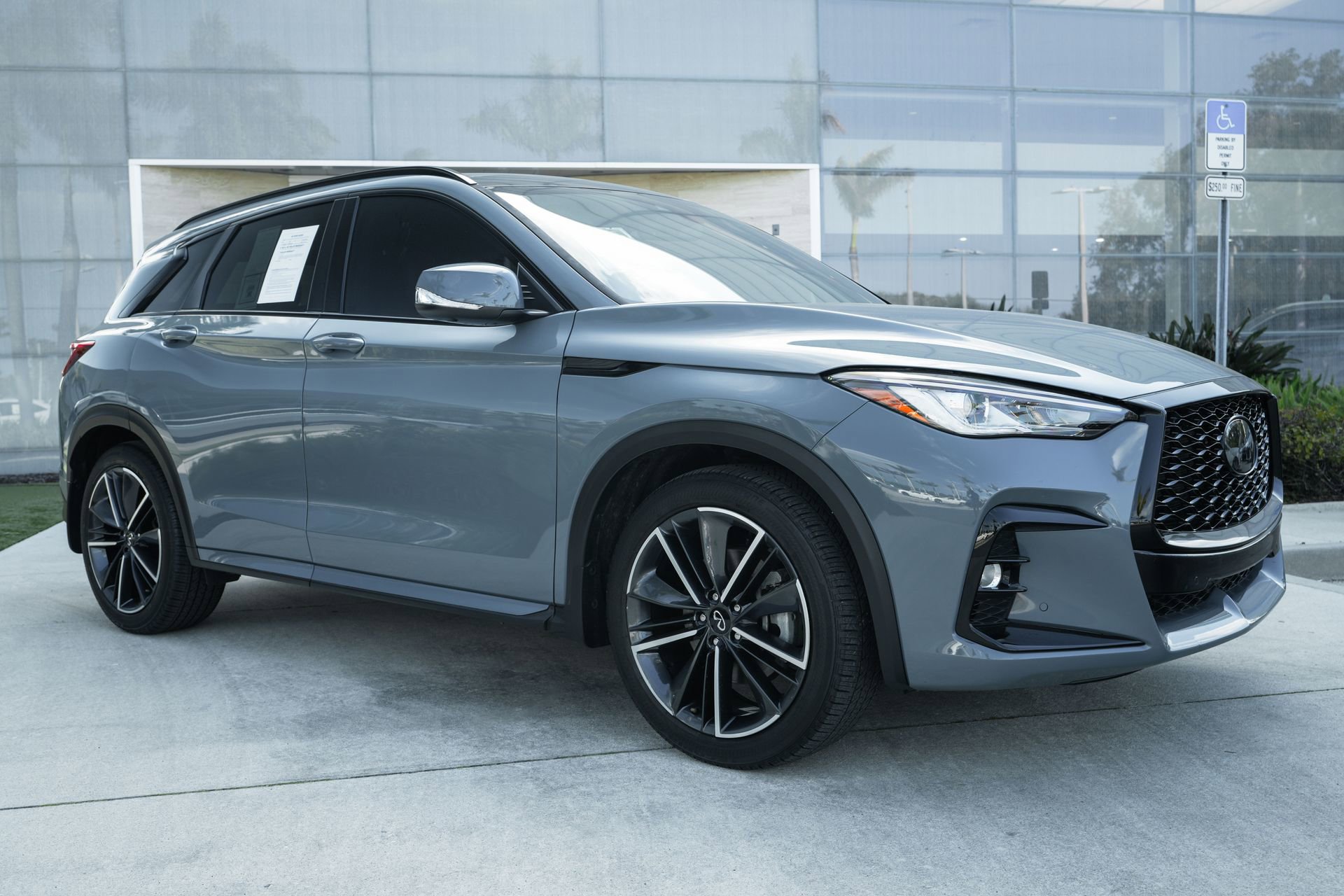 Used 2023 INFINITI QX50 Sport image 3