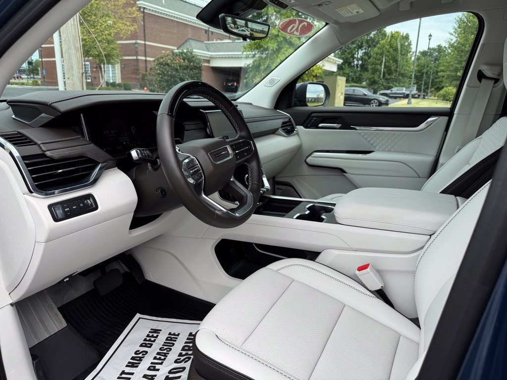 Certified 2026 GMC Acadia Denali w/ Super Cruise Package AWD/4WD image 12